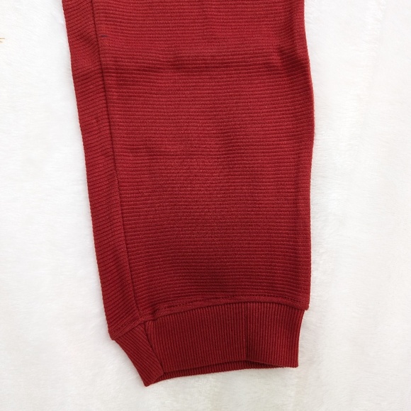 Maroon Slim-Fit Jogger Pants – Everyday Comfort with Urban Style 8/9 - Picture 5 of 6